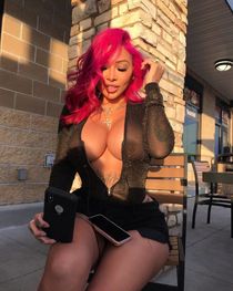 Amateur college coed