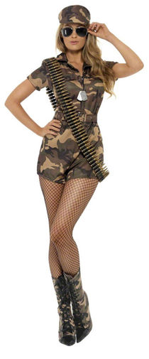 Boobed young chick,